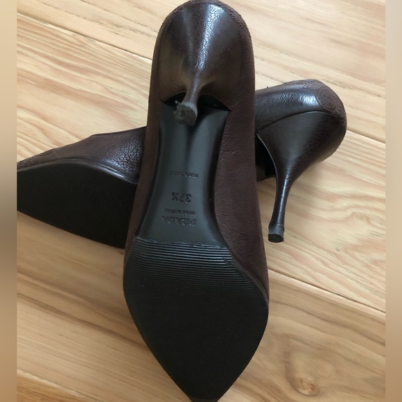 PRADA - Picture 4 of 6